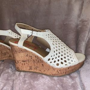 Size 9 white cloth wedges